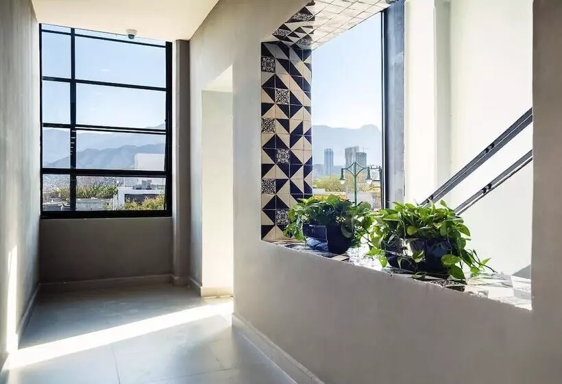 هتل Estudios Amueblados Y Equipados Con Cocineta En Ubicación Céntrica Mty
