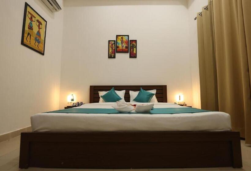 هتل The Naga Rishikesh