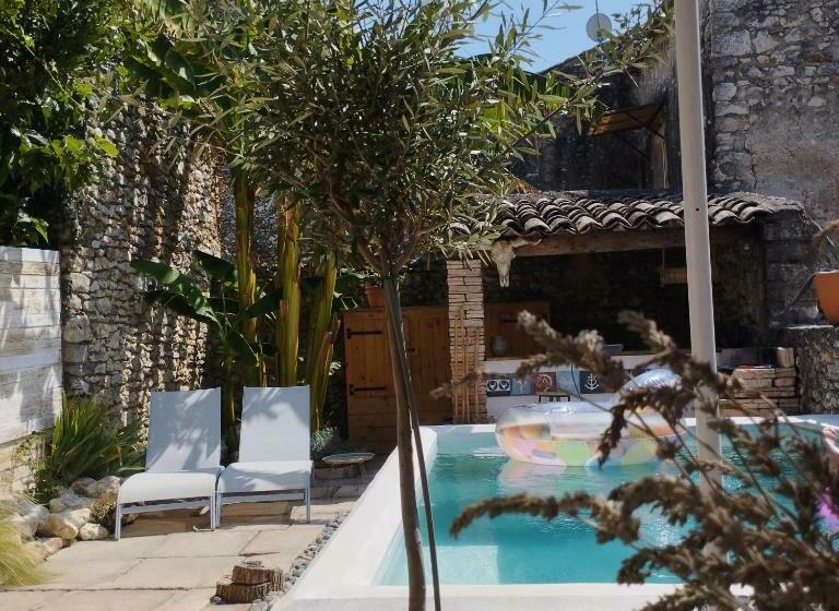 Bed and Breakfast Chez Les Filles