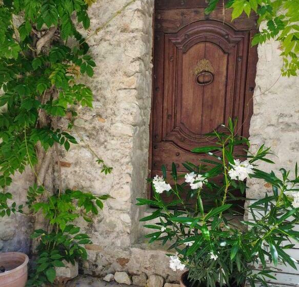 Bed and Breakfast Chez Les Filles