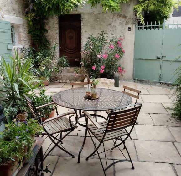 Bed and Breakfast Chez Les Filles