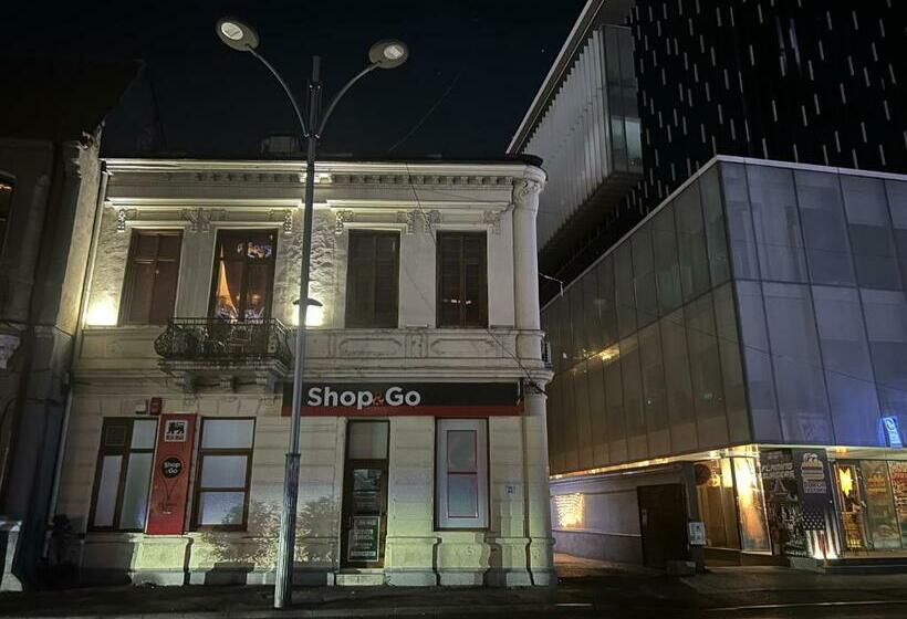 هتل Happyrooms Piata Romana