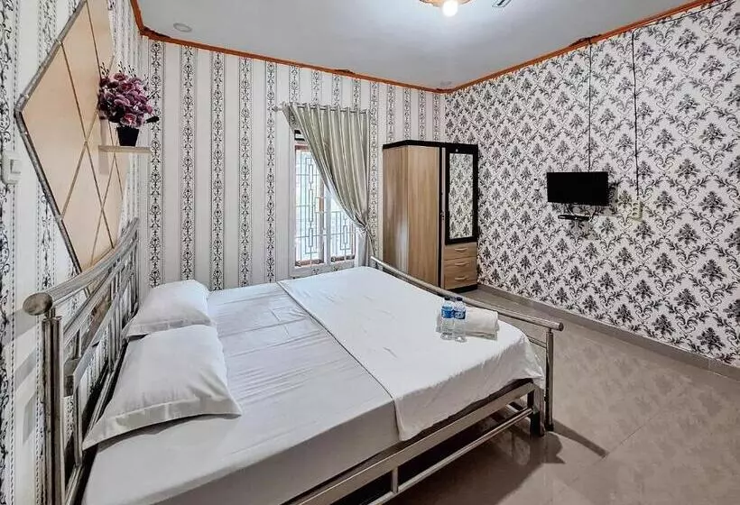 Hotelli Homestay Sakinah Syariah Mitra Reddoorz