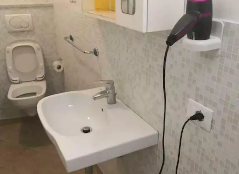 پانسیون Affittacamere Nuova Vandiris