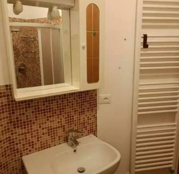 پانسیون Affittacamere Nuova Vandiris