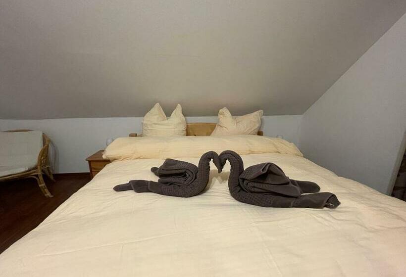 Pension Restaurant Pizzeria Lion