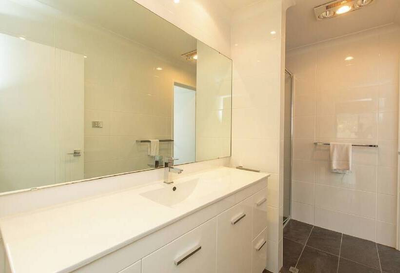 Pool & Putt Paradise, Family Friendly, Pool, Wifi