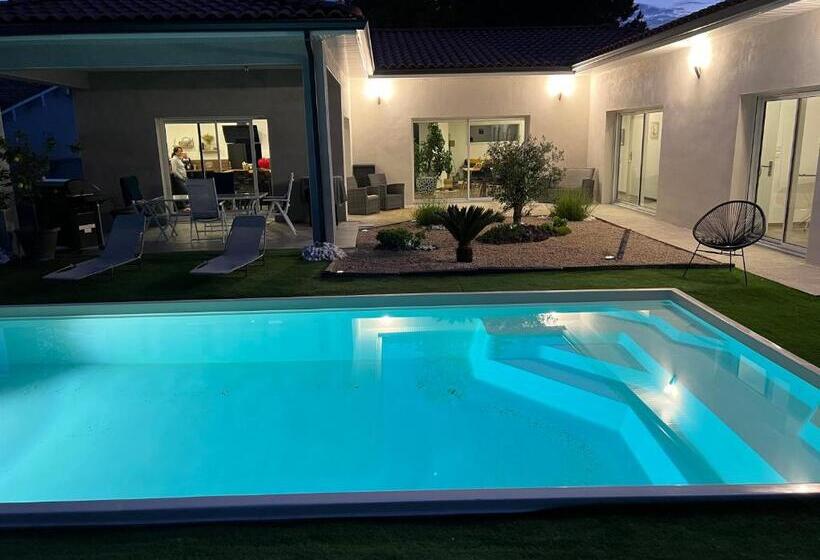 مبيت وإفطار Maison De Fanny