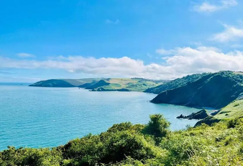 Captains Rest   2 Bedroom Apartment In The Heart Of Brixham