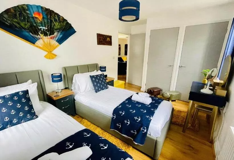 Captains Rest   2 Bedroom Apartment In The Heart Of Brixham