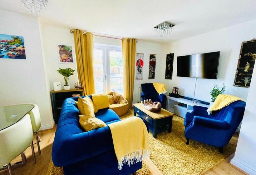 Captains Rest   2 Bedroom Apartment In The Heart Of Brixham