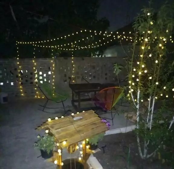 Majatalo Hostal Casa Amarilla Tecámac