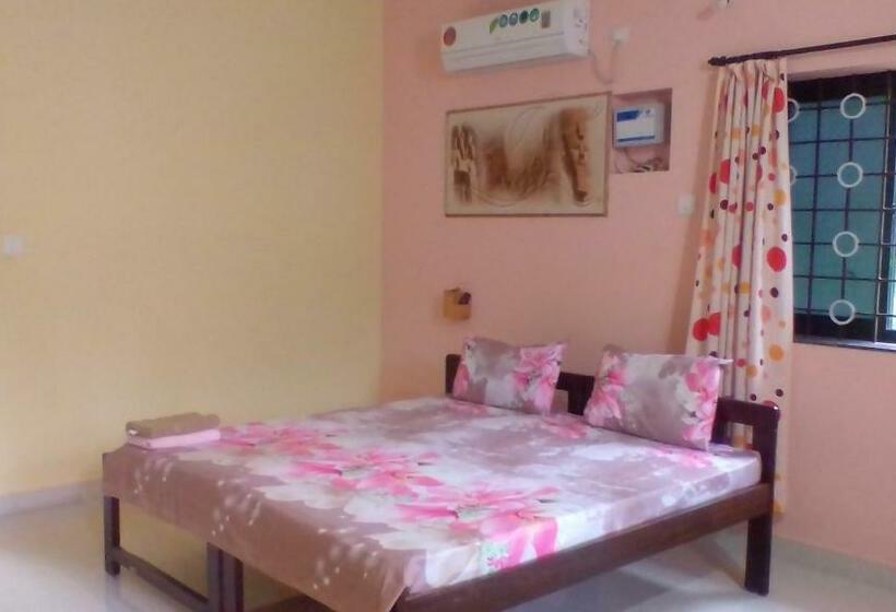 פנסיון St. Anthony Guest House