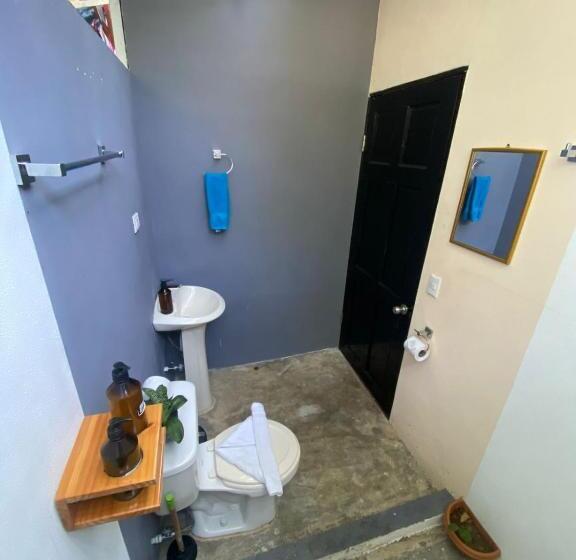 هاستل Grand Park Manuel Antonio Adults Only