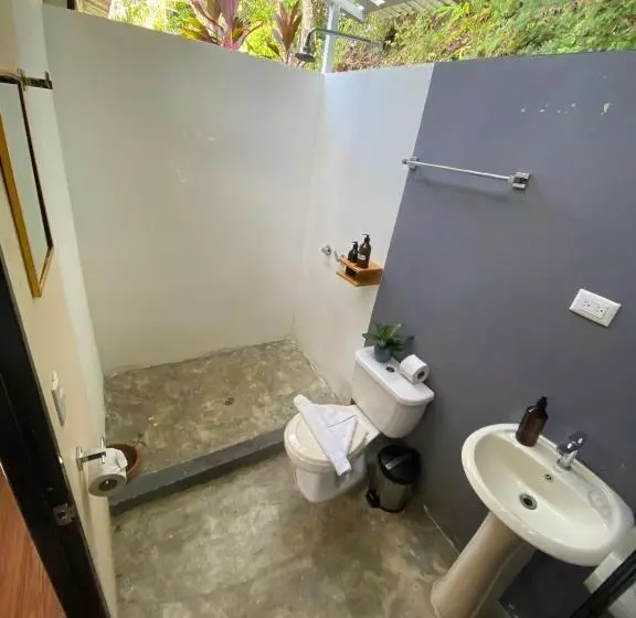 هاستل Grand Park Manuel Antonio   Adults Only