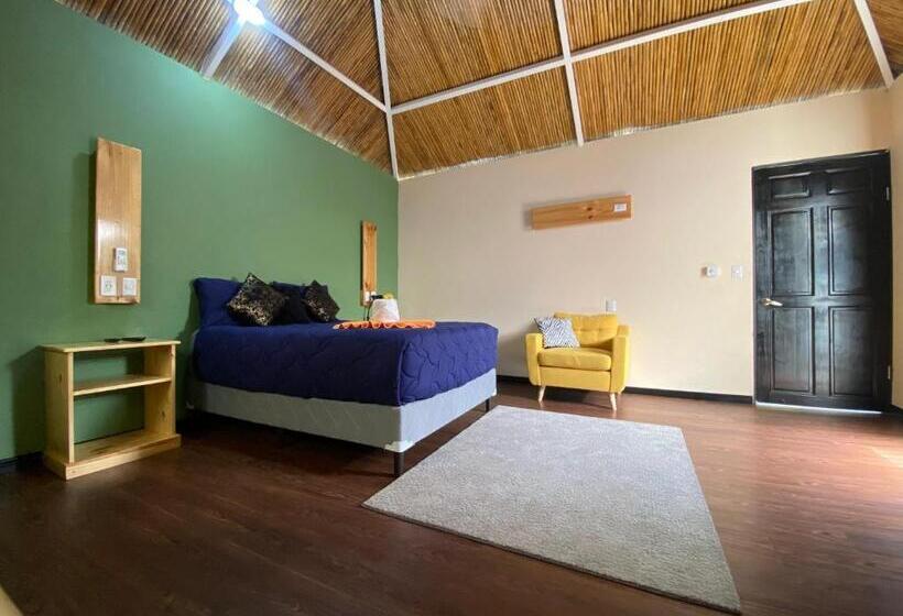 هاستل Grand Park Manuel Antonio Adults Only