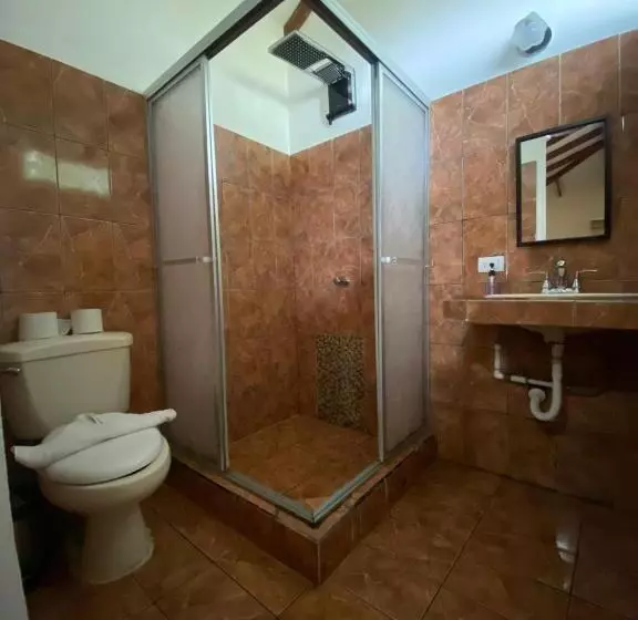 هاستل Grand Park Manuel Antonio   Adults Only