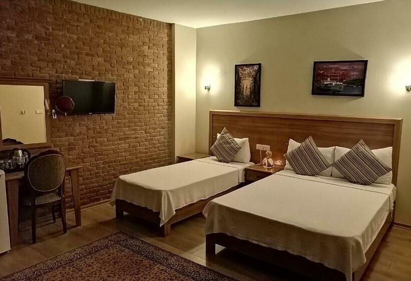 تختخواب و صبحانه Casa Callinos