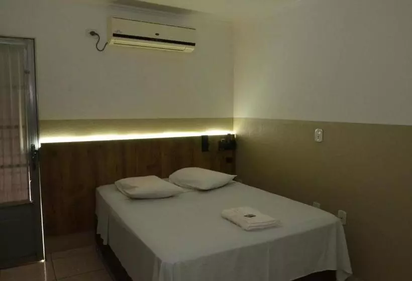 Hotelli Vitoria Regia