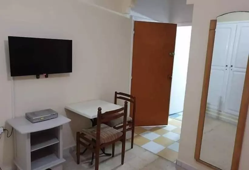 هتل کپسول Rimel El Corniche