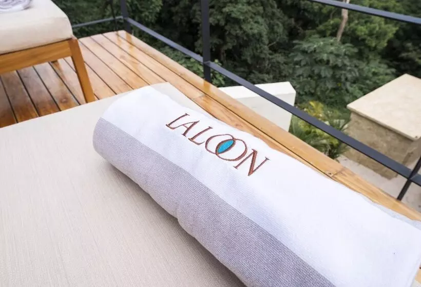 هتل Laloon Luxury Suites   Adults Only
