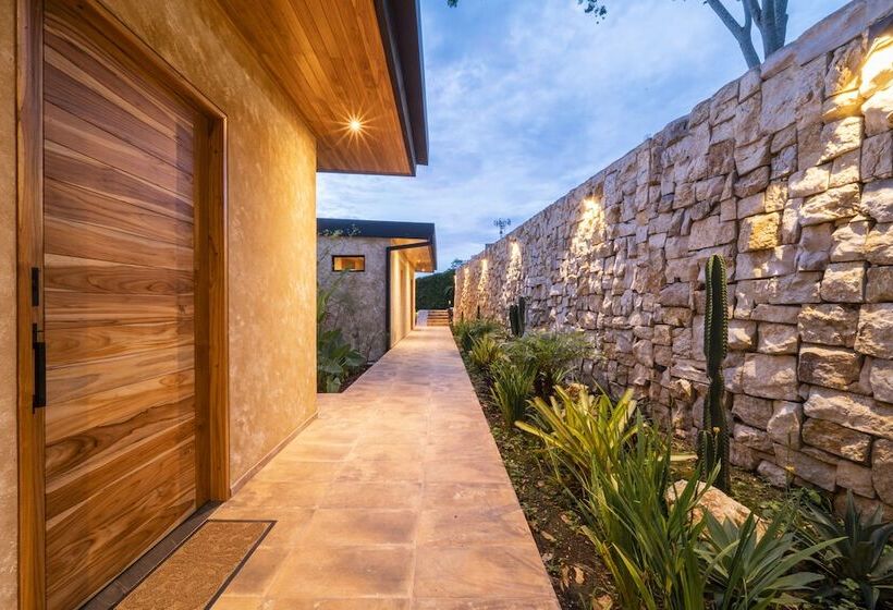 فندق Laloon Luxury Suites Adults Only