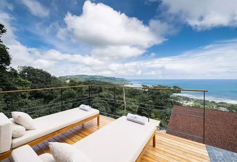 هتل Laloon Luxury Suites   Adults Only