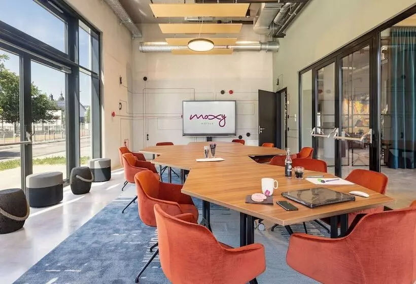 Hotelli Moxy Simmern