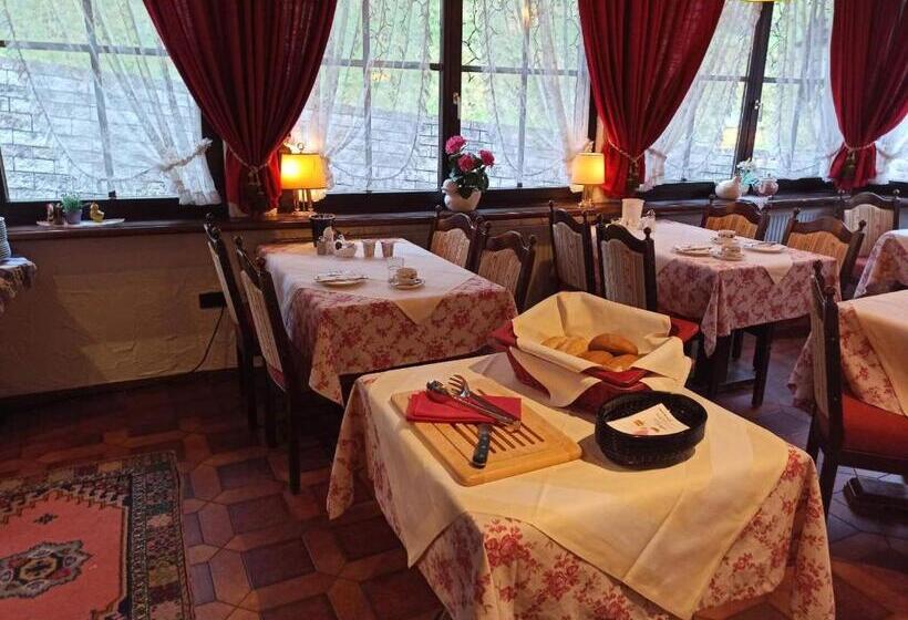 בית מלון כפרי Pfaff