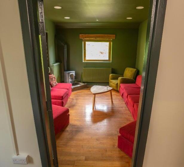 Iou Hebden Bridge Vegetarian Hostel