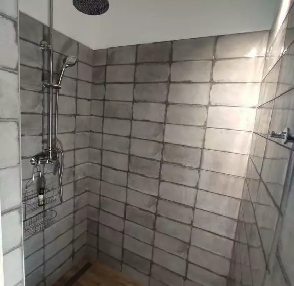 ペンション Napraszállás Vendégház