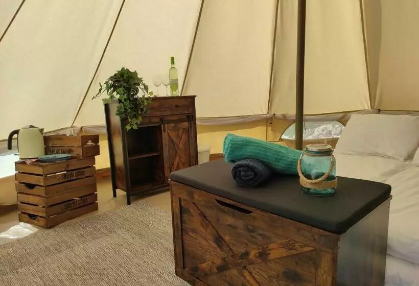 ペンション Napraszállás Vendégház