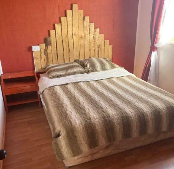 פנסיון Rafa S House