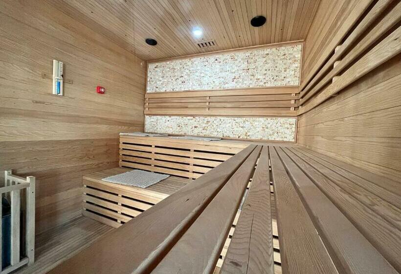 & Glamping Act Futtsu