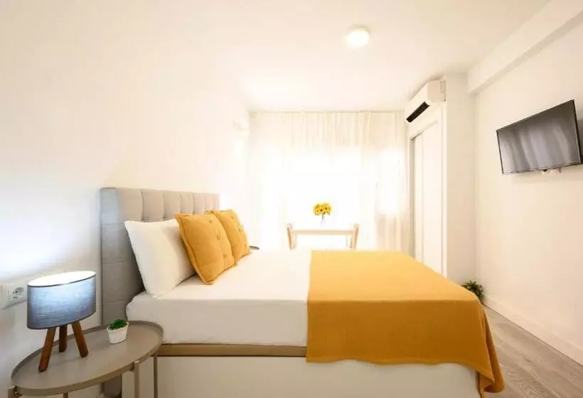 Pinzon 2, City Center By 10tosea