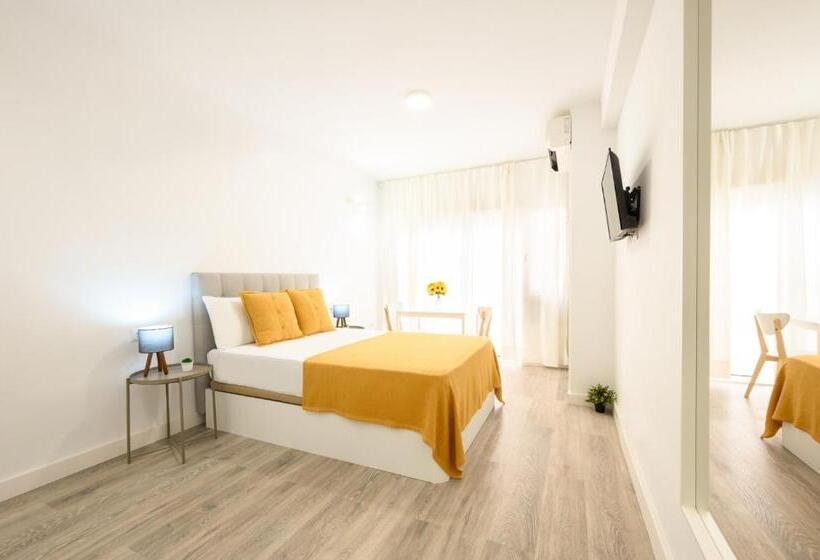 Pinzon 2, City Center By 10tosea