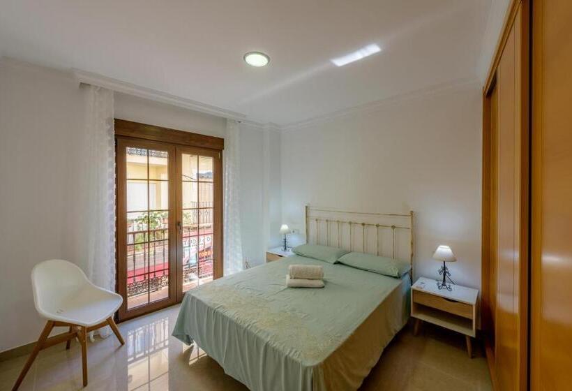 Apartamento Céntrico Sibarys 2 Dormitorios Calle Pintada