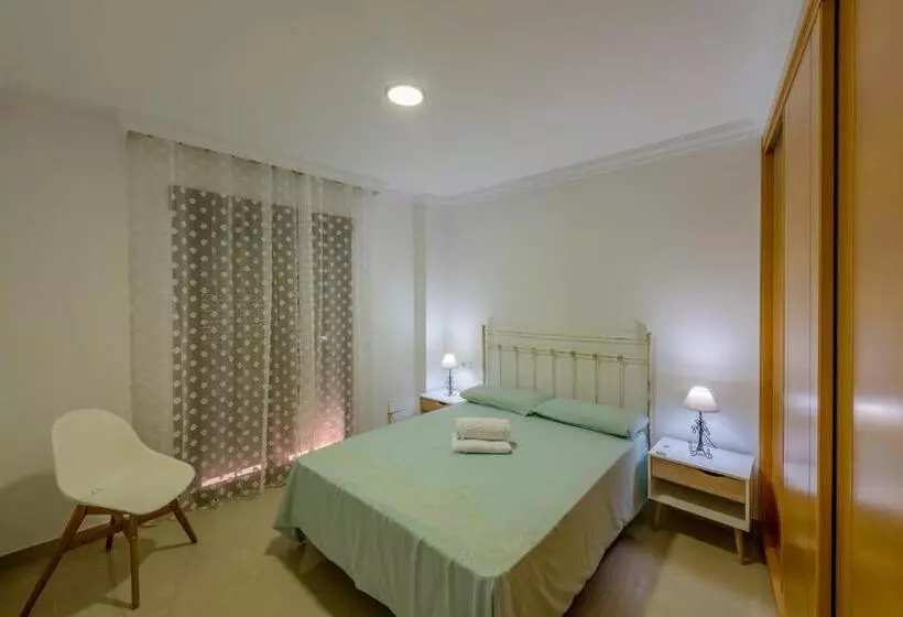 Apartamento Céntrico Sibarys   2 Dormitorios  Calle Pintada