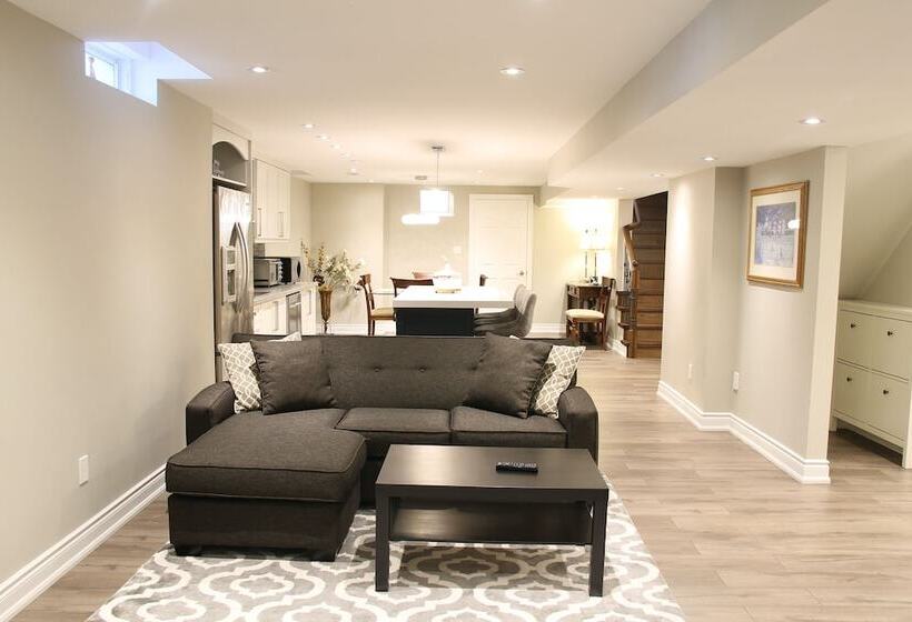 Fully Furnished Guest Suite