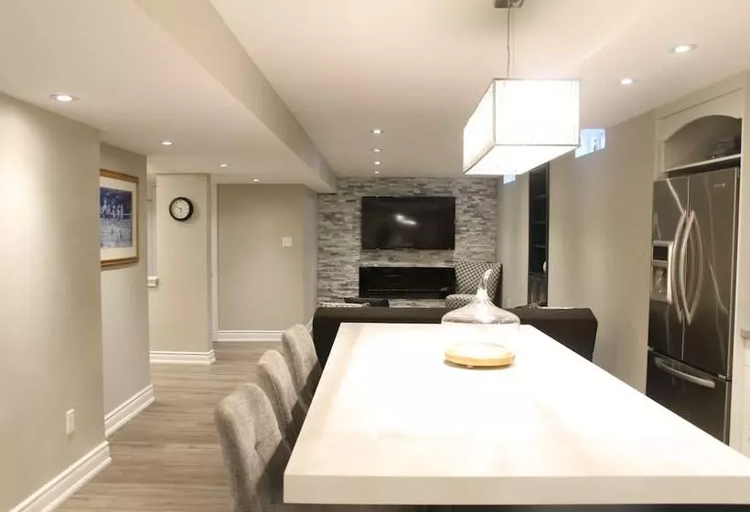 Fully Furnished Guest Suite