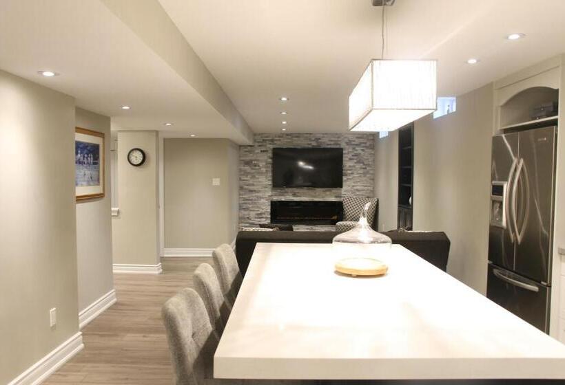 Fully Furnished Guest Suite