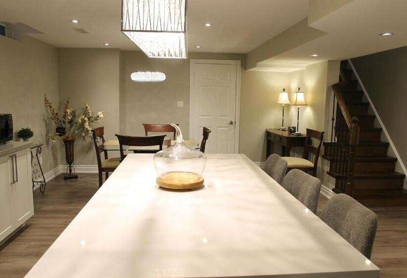 Fully Furnished Guest Suite