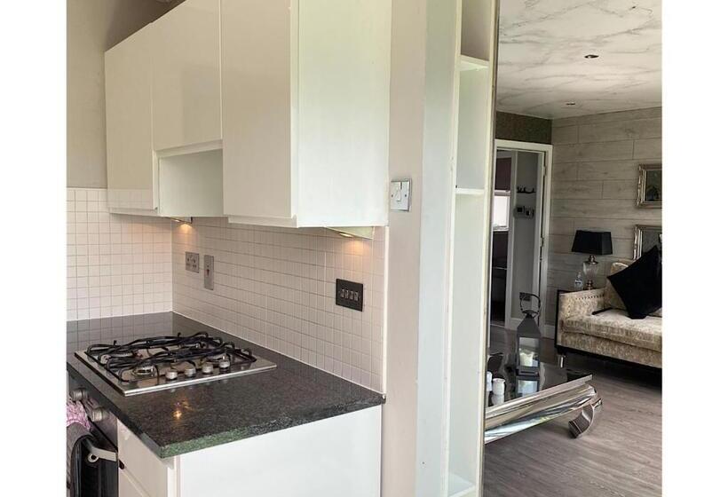 Glasgow Two Bedroom Penthouse