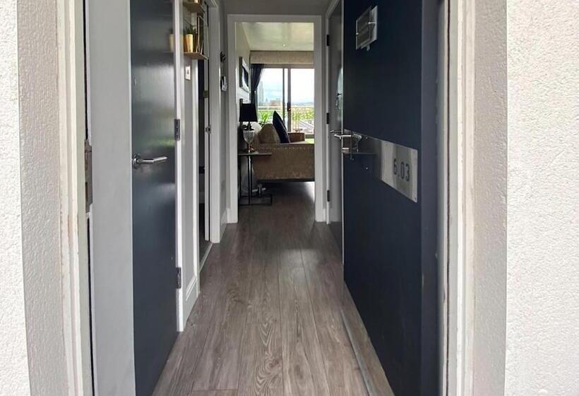 Glasgow Two Bedroom Penthouse