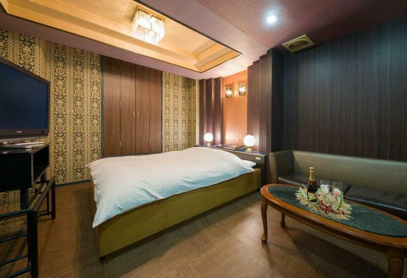 Otel ニャンだふる