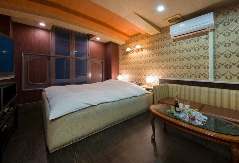 Otel ニャンだふる