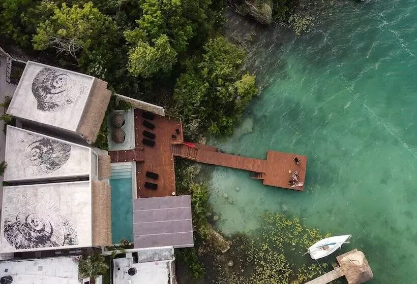 Hotelli Amainah Bacalar Adults Only