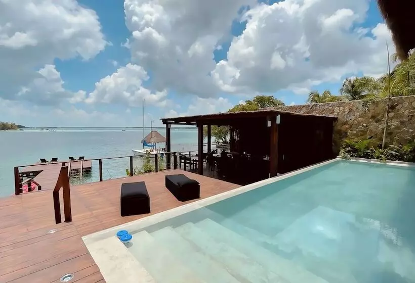 Hotelli Amainah Bacalar Adults Only