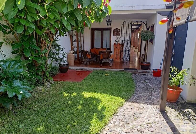 هتل Parador De Antigua