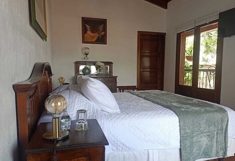 هتل Parador De Antigua